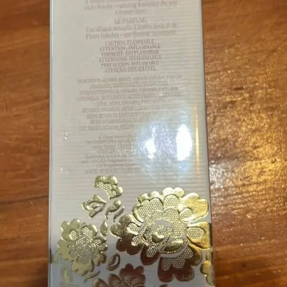 Christina Aguilera Woman Eau de Parfum 15ml - Picture 2 of 6